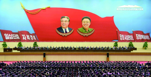 궁극적인 북한 비핵화는 북한 김정은 정권 붕괴를 통해 달성될 수 있다.