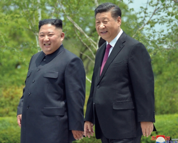 중국은 북한 핵문제를 전략차원에서 이용하는 모습을 보인다. 사진은 2019년 6월 22일 김정은- 시진핑 정상회담 때 모습 / 조선중앙통신=연합