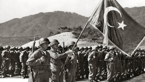 한국전쟁 당시 튀르키예는 유엔군 일원으로 총 1만5000여 명을 파병했다.