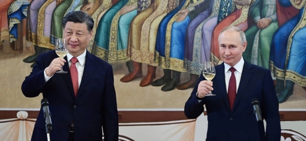 지난 3월 모스크바를 방문한 시진핑 중국 국가주석이 푸틴 러시아 대통령과 건배를 하고 있다. / 연합