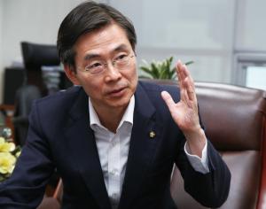 조경태 자유한국당 수석최고위원  “문재인 정권 이탈세력 늘어날 것…한국당 세련되게 변화해야”